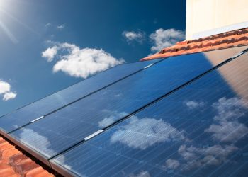 Navigating Solar Panel Maintenance in September