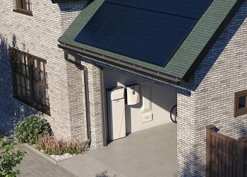 Choosing the right battery storage for homeowners going solar