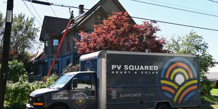 PV Squared Improves Collaboration With Scoop Solar