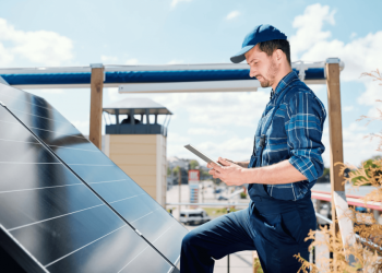 How Solar Energy Can Help Budget Your Business