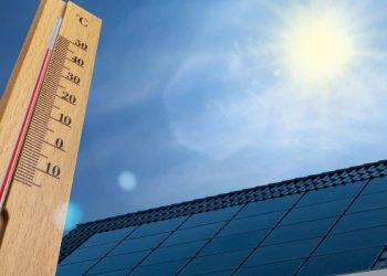 Summer is Coming! Will My Solar Panels Perform Better in the Heat?