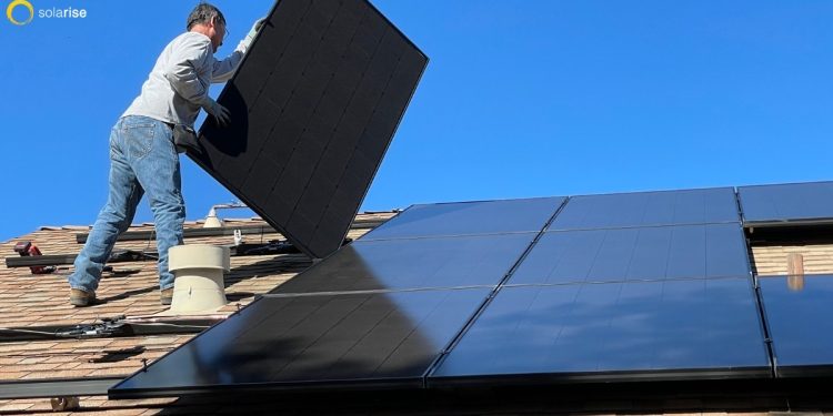 Solar Panels for Homes: Slash Summer Energy Bills