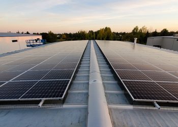 Benefits And Considerations Of Installing Solar Panels On A Flat Roof