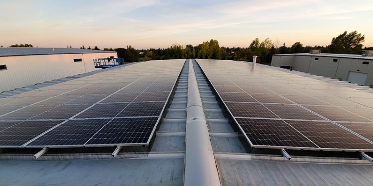 Benefits And Considerations Of Installing Solar Panels On A Flat Roof