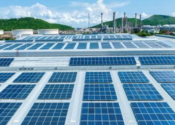 How Solar Power Is Helping Businesses Go Green