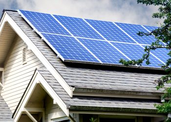 How Solar Panels Perform in Extreme Weather