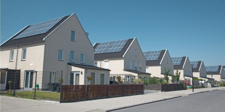 Introductory course for residential solar workflow management platform – pv magazine USA