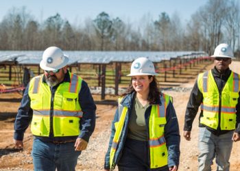 Solar jobs grow 3.5% in 2022, workforce challenges remain – pv magazine USA