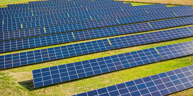 Packaging manufacturer enters virtual PPA for almost 300 MW of Texas solar