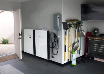 Sunrun starts California program to retrofit solar systems with new batteries