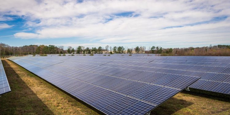 Queensland Government Delivers on Promise to Bring Solar Electricity to Remote Communities