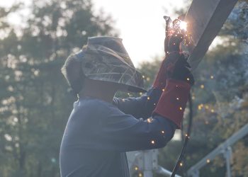 IRA may not incentivize residential and commercial solar racking, but the products still get market boost