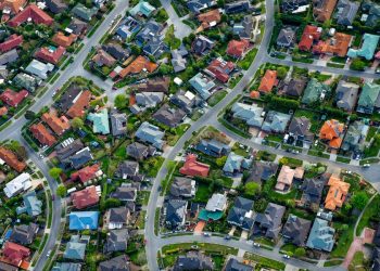 Does the Orientation of My Roof Matter?