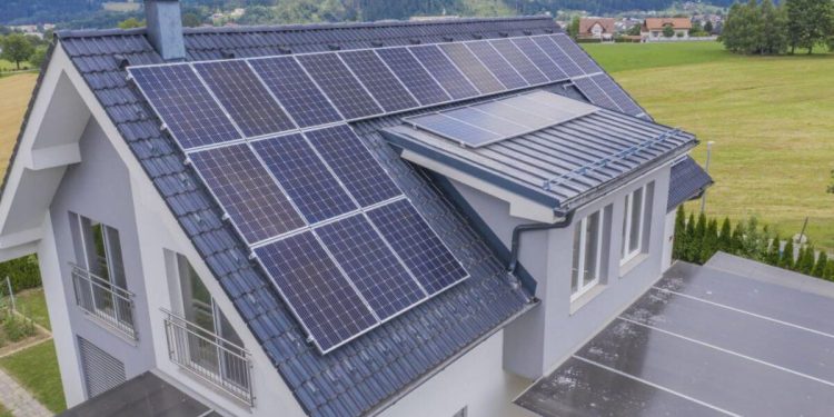 Strategies for Extending Lifespan of Solar Panels