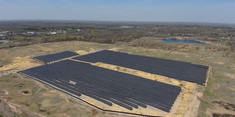 12-MW landfill solar project powers New York community