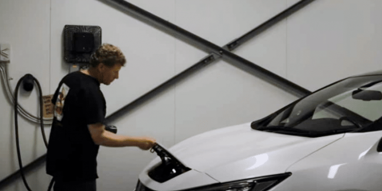 When Will Bidirectional Charging Be Available for Electric Cars? What Can I Do in the Meantime? Bidirectional Charging for Electric Cars