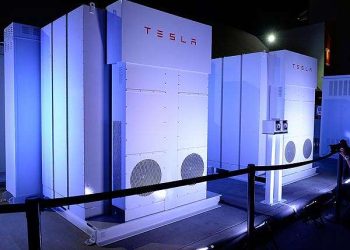 Tesla launches Shanghai battery plant project