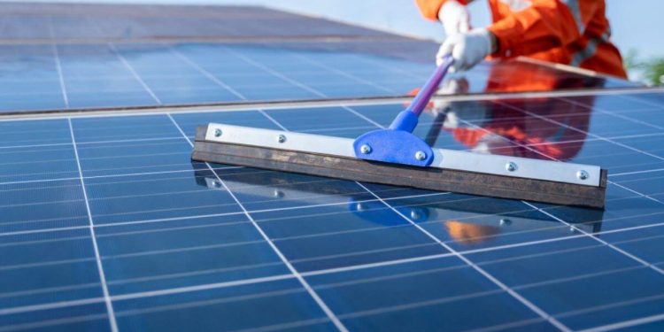 Best Practices for Cleaning Solar Panels