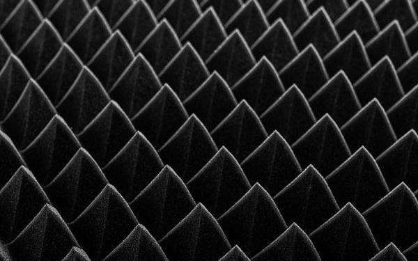 How black silicon, a prized material used in solar cells, gets its dark, rough edge