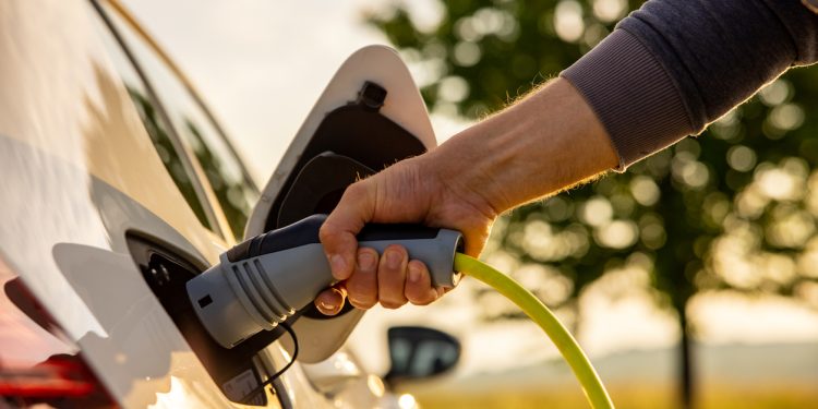 Solar Hacks: EV Plans – Lightning Energy