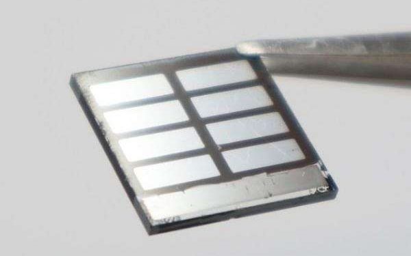 Bulky additives could make cheaper solar cells last longer