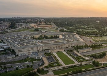 Pentagon and more federal buildings are adding solar to their campuses