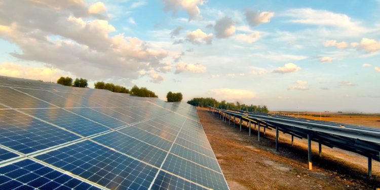 Worldwide PV growth set to slow in 2024 – pv magazine USA