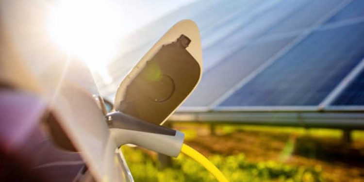 Guide to Charging Electric Cars with Solar Power Guide to Charging EVs from Solar Panels