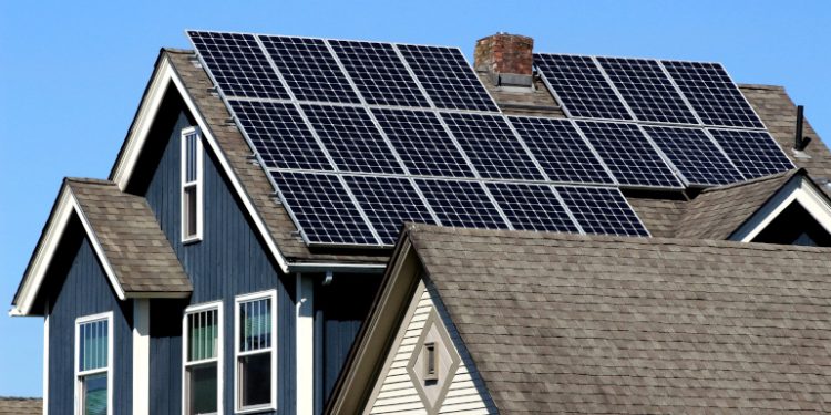 Nebraska legislature introduces bill to prohibit HOAs from denying solar