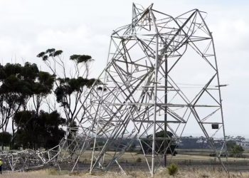 Devastating Storm Plunges Victoria into Power Outages, Hampering Bushfire Fight