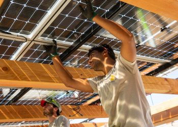 CBP reminds solar importers they must install product in 180 days or pay duties