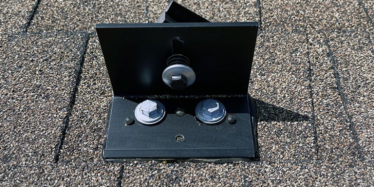 SnapNrack debuts residential solar mount with butyl flashing