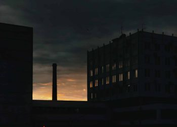 Can Your Home Stay Lit When the Grid Goes Dark?