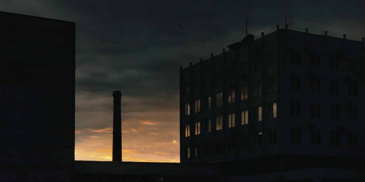 Can Your Home Stay Lit When the Grid Goes Dark?