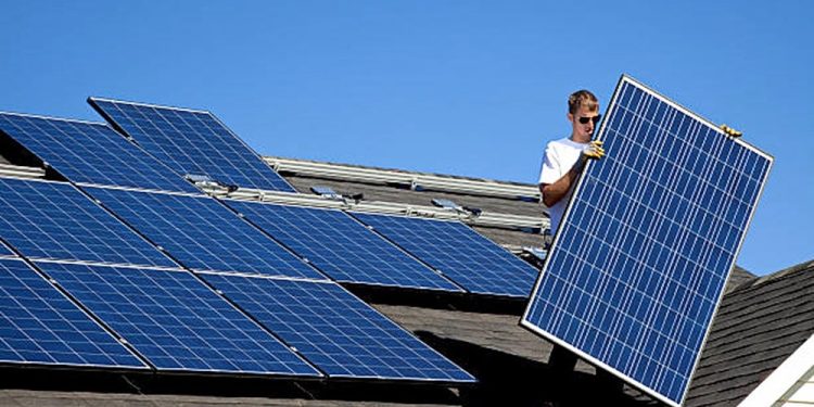 What to Expect When Going Solar