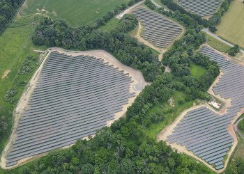 IRS further defines energy community qualifications for IRA credit