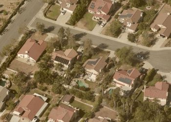 Aurora Solar platform adopts EagleView aerial imaging