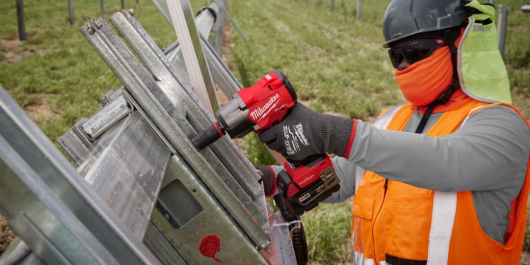 Milwaukee Tool shows off its specialty impact tools for solar