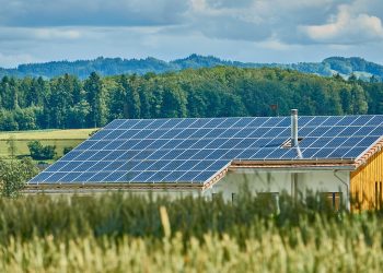 Is It Worth Spending the Extra Money on European Solar Power Equipment?