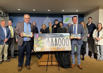 Minnesota legislators propose nation’s first solar-themed license plate