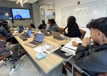 Nexamp launches fellowship program to bring renewable jobs to underserved Chicagoans