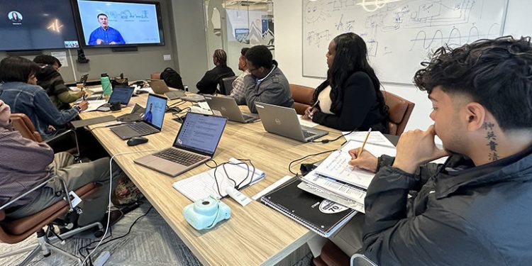 Nexamp launches fellowship program to bring renewable jobs to underserved Chicagoans