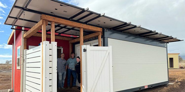 Solar installer donates $50k to community still recovering from Hawaii wildfire