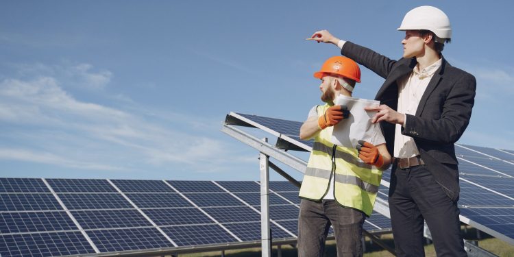 How Many Solar Panels Does a Business Need?