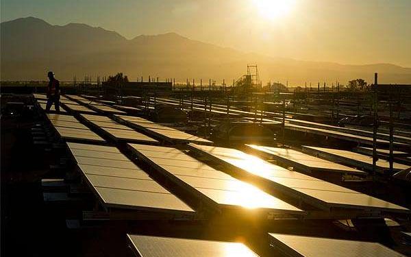 Strategic Moves in Building Decarbonization
