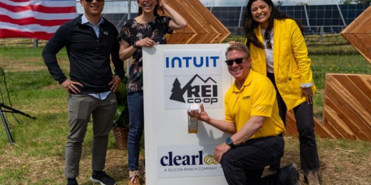 Clearloop finishes new solar project for Intuit and REI Co-op