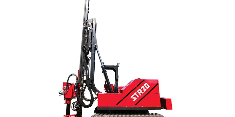 Hercules Machinery debuts remote-controlled solar pile driver