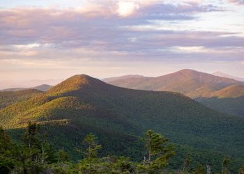 Vermont slightly lowers net-metering rate during biennial update