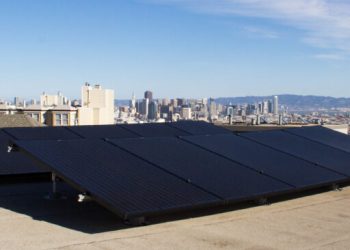 3 Ways Solar Batteries Save You Money on Summer Rates