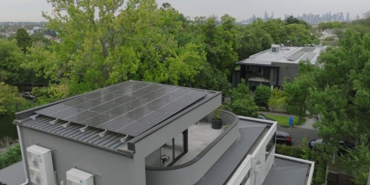 LAVO Life All-in-One Solar Solution